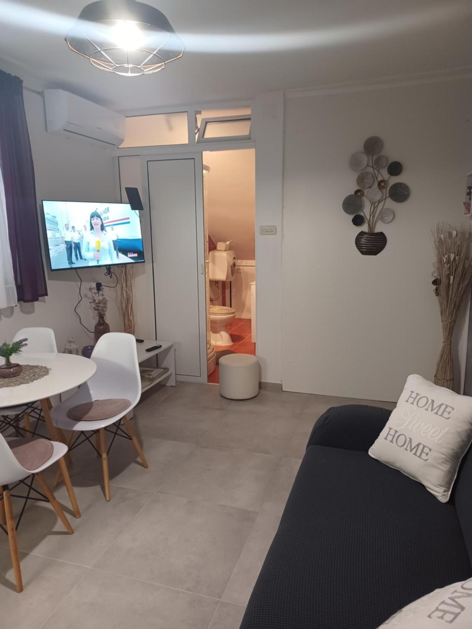 Apartment Mira Трогир Екстериор снимка
