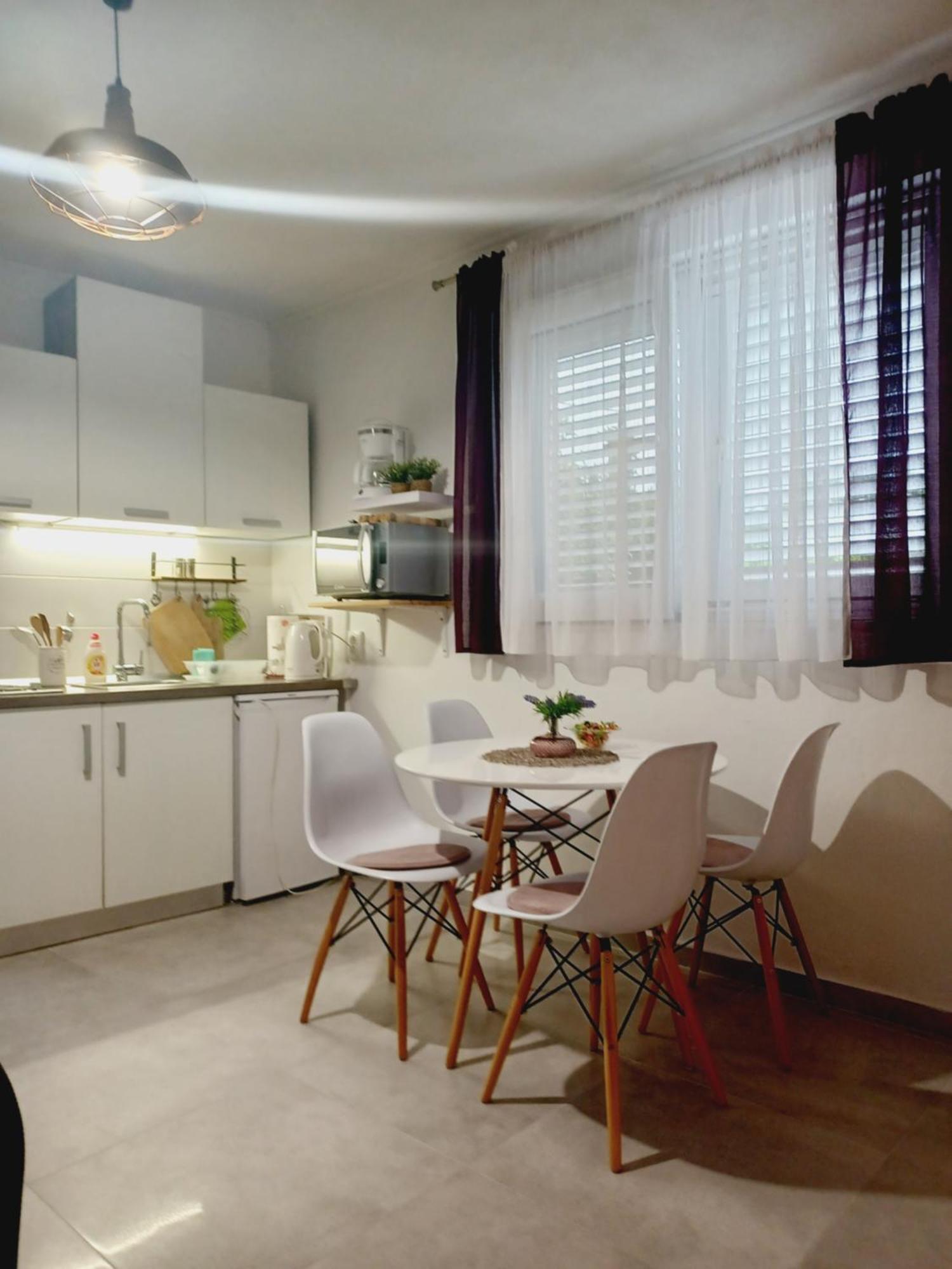 Apartment Mira Трогир Екстериор снимка