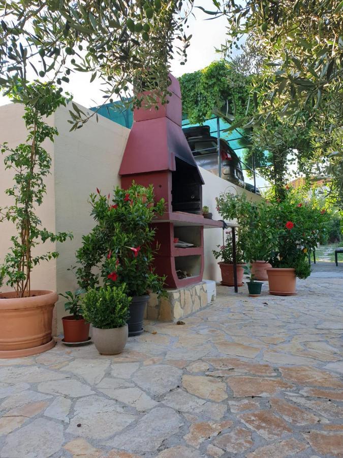 Apartment Mira Трогир Екстериор снимка